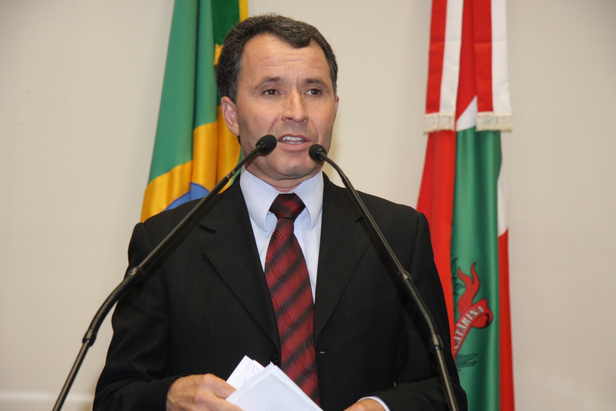 Dos Gabinetes – Darci de Matos visita Ajorpeme e anuncia conquistas aos empresários