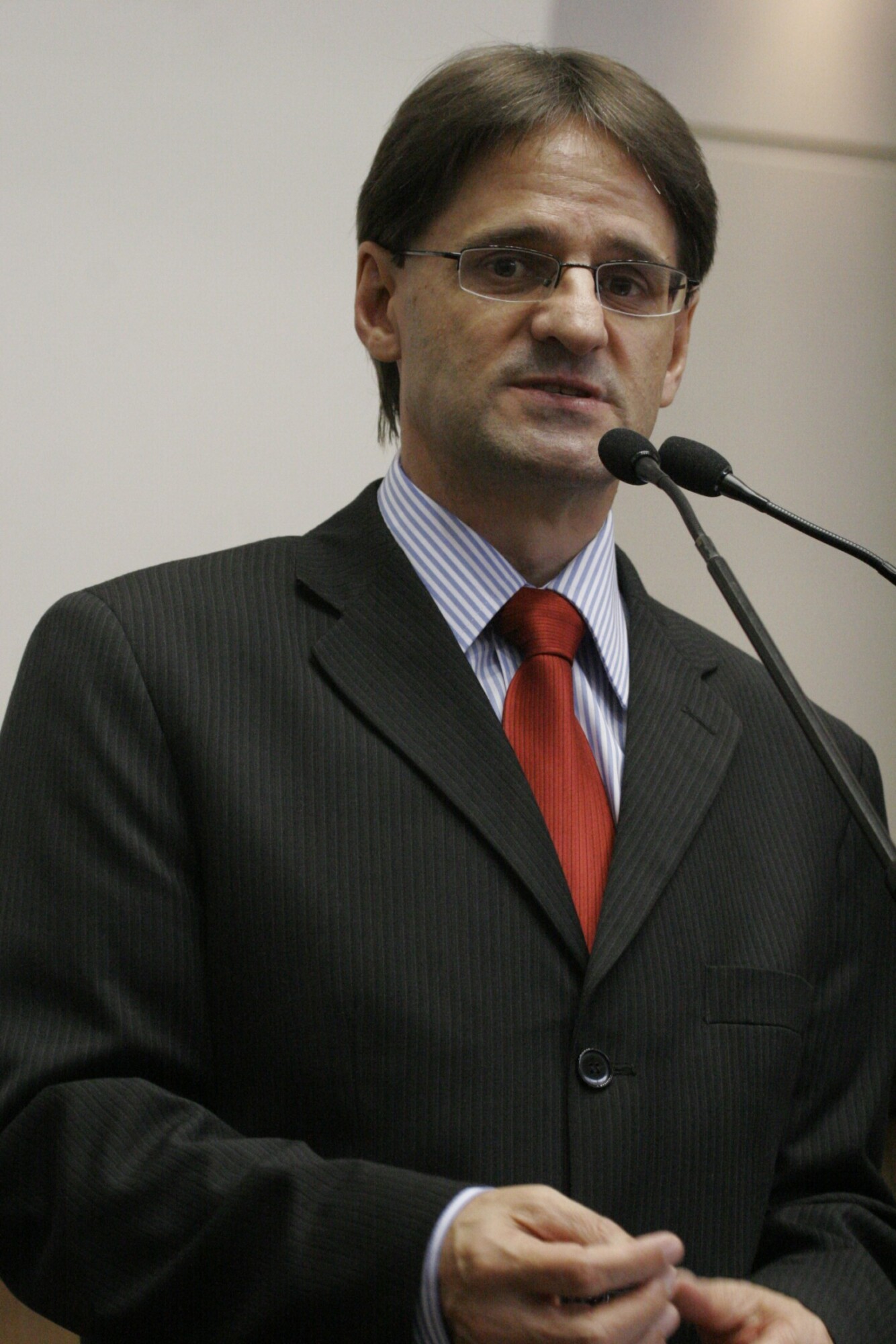 Dos Gabinetes – Saretta solicita ao Deinfra informações sobre pavimentação da rodovia Ouro-Jaborá