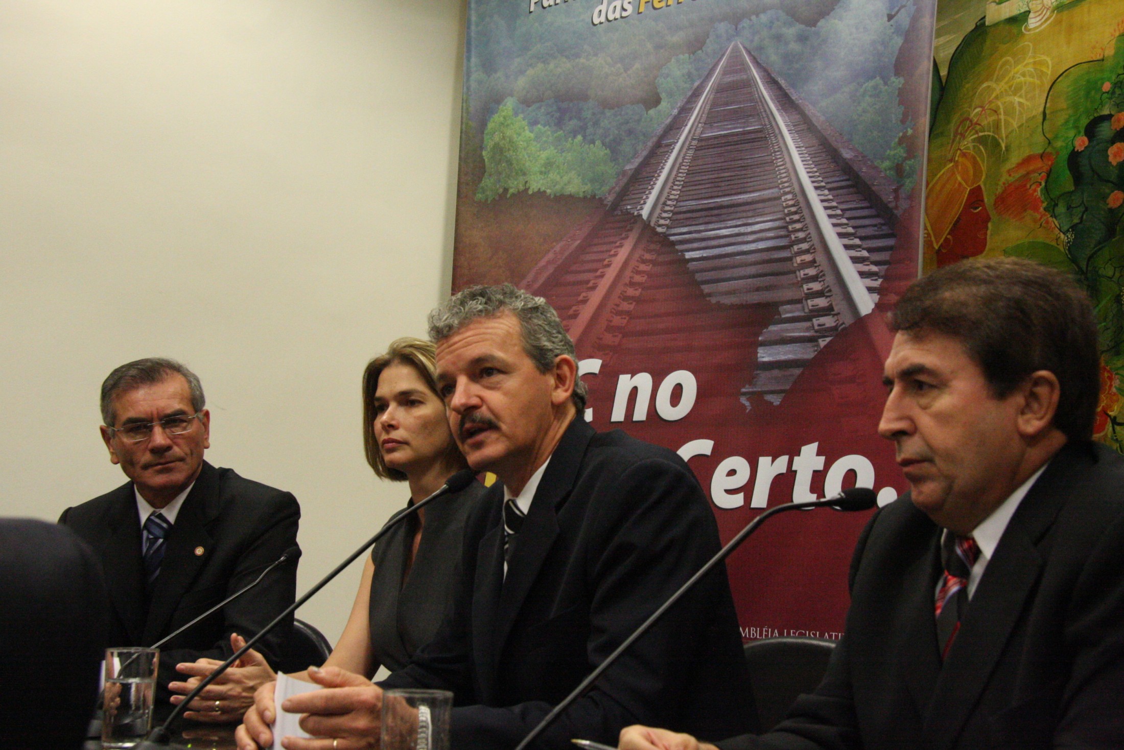 Frente Parlamentar das Ferrovias é reinstalada