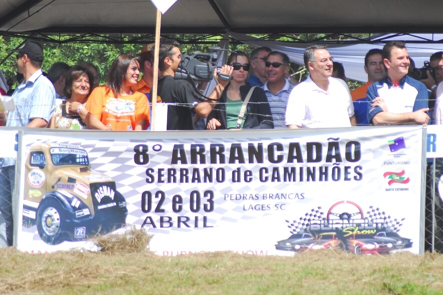 Dos Gabinetes- Padrinho do Arrancadão fez as honras da casa ao governador