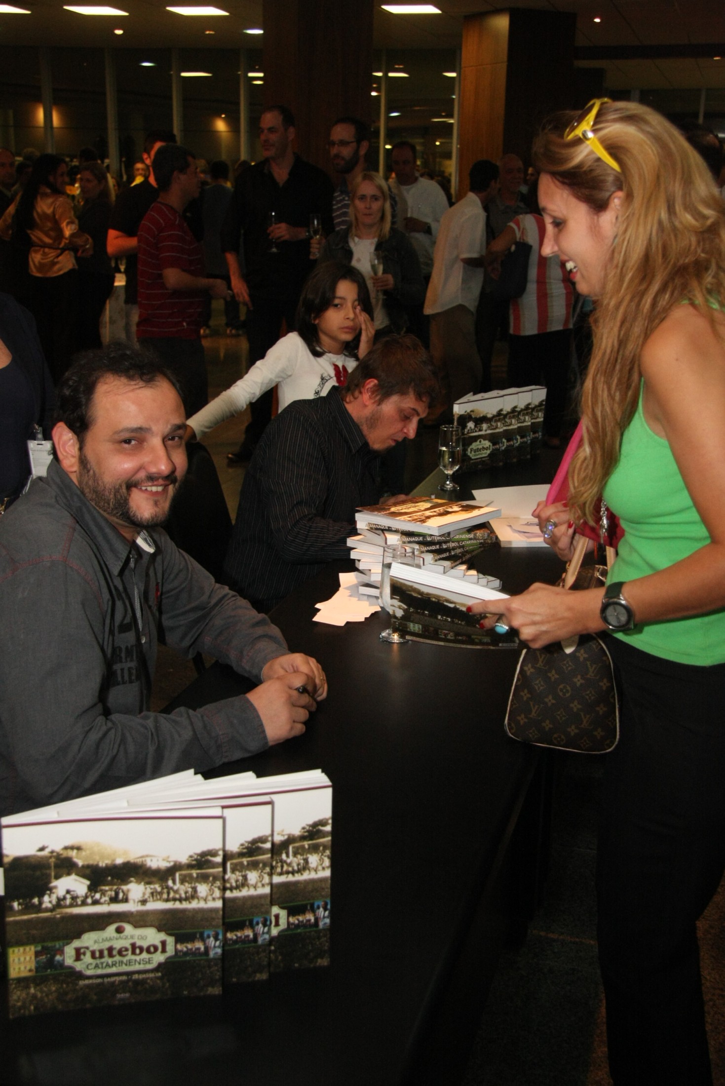 Lançamento do livro 'Almanaque do Futebol Catarinense'
