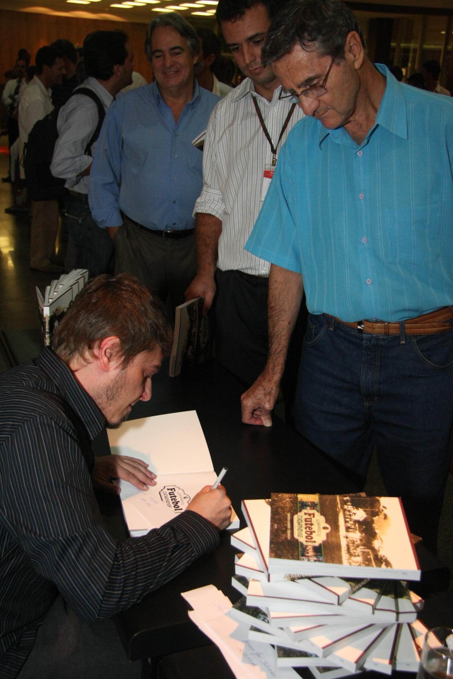 Lançamento do livro 'Almanaque do Futebol Catarinense'