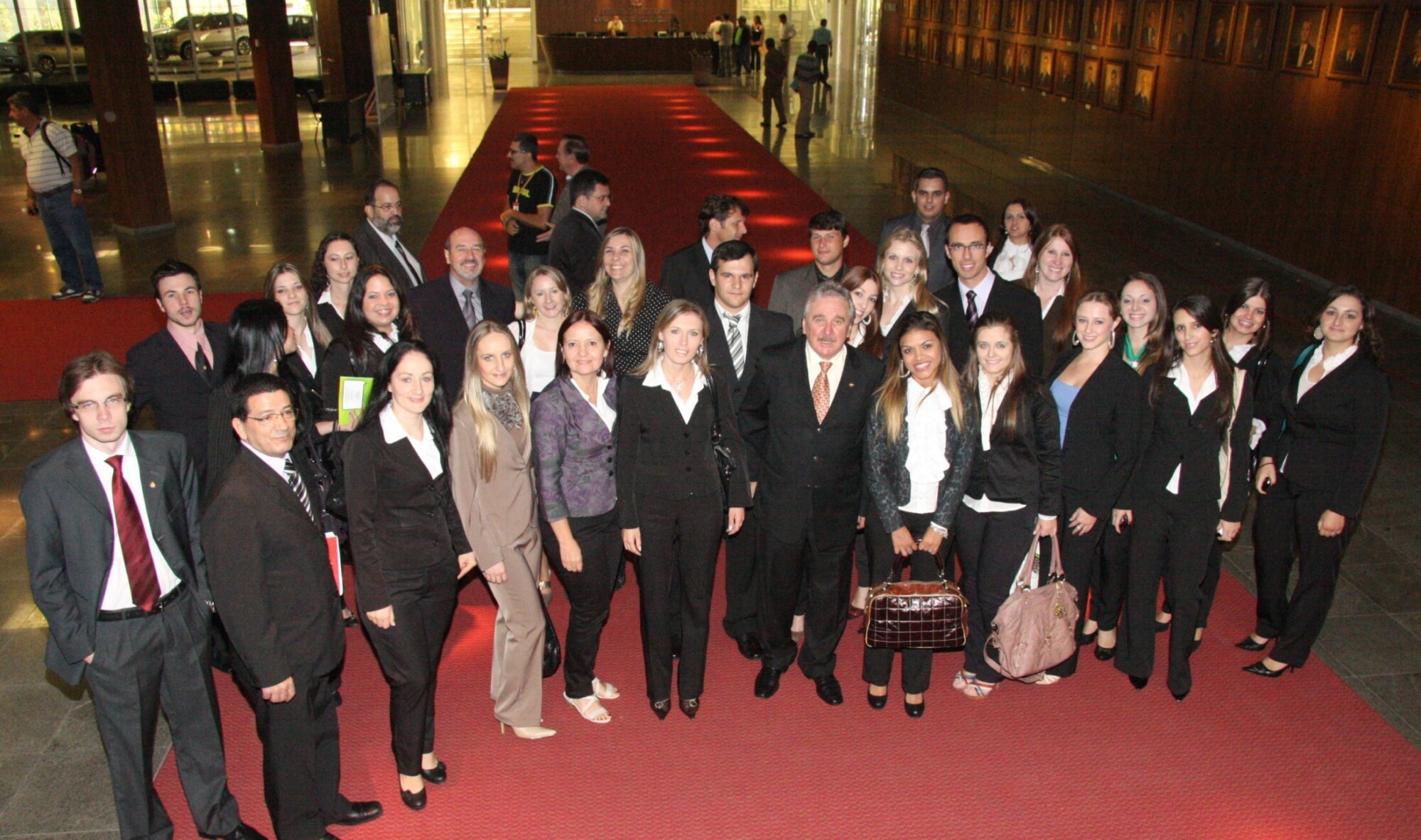 Universitários de Direito de Concórdia visitam a Assembleia