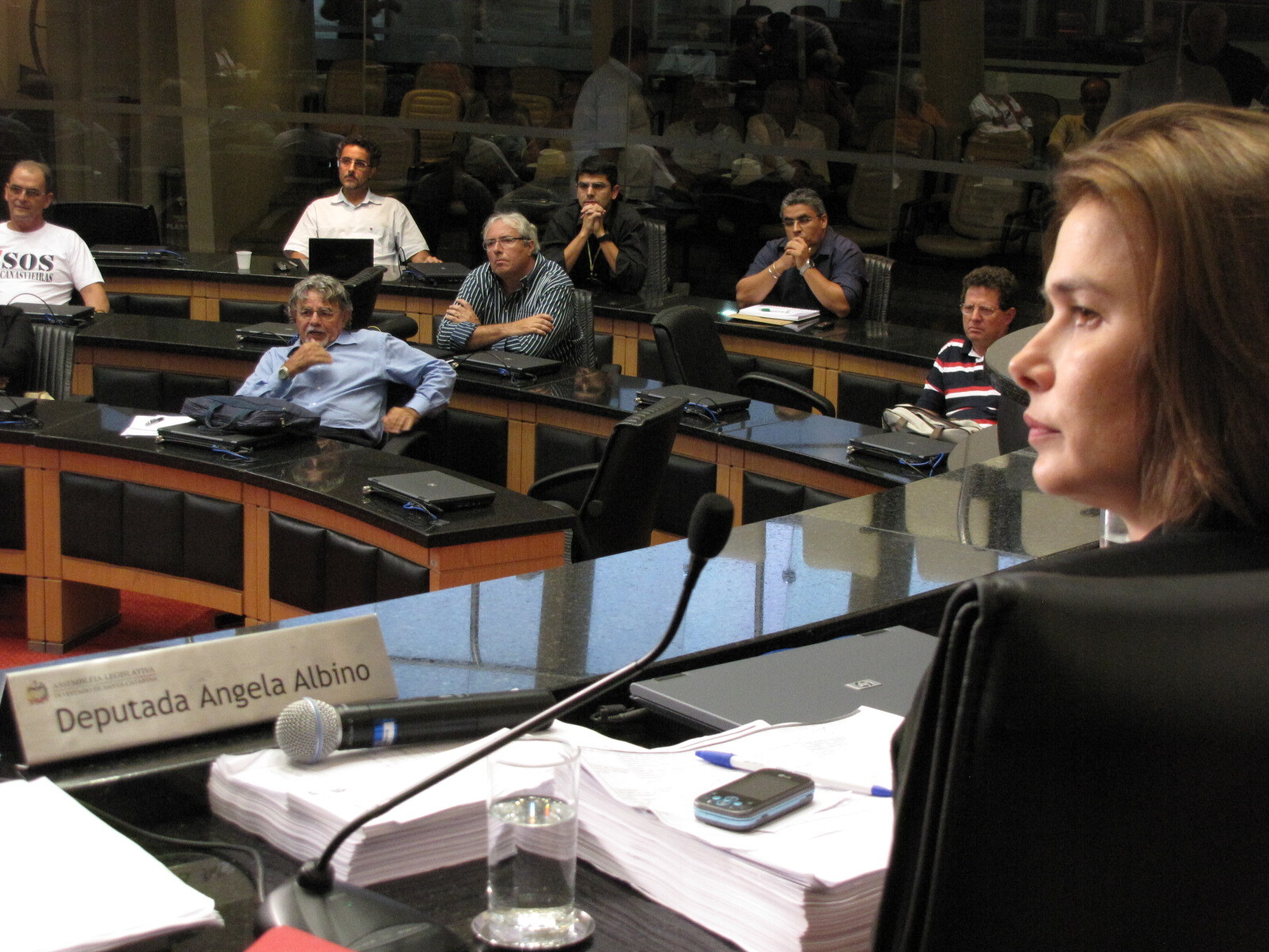 Dos Gabinetes – Comissão vai tentar garantir verba federal para a Arena de Florianópolis