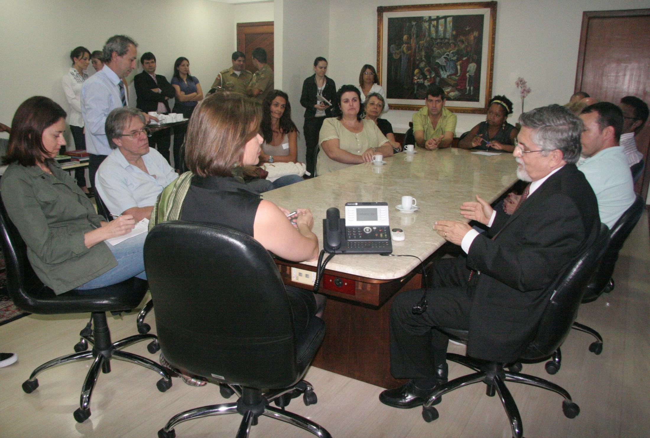 Assembleia e comunidade debatem a falta de creches no Maciço Morro da Cruz