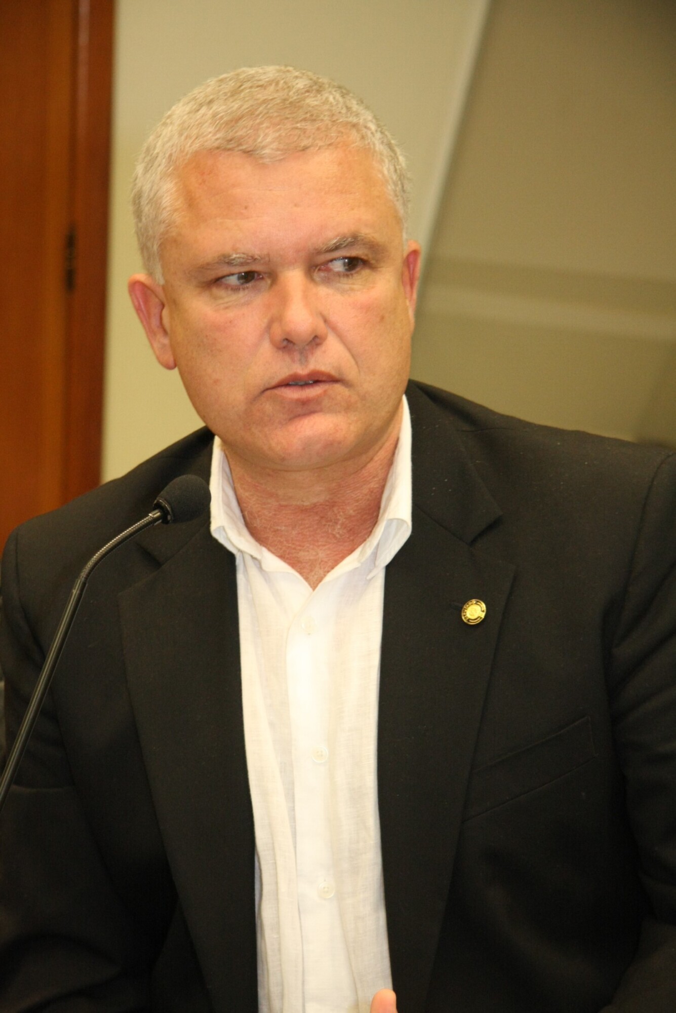 Dos Gabinetes – Cronograma indica conclusão do Aeroporto de Correia Pinto em 2012