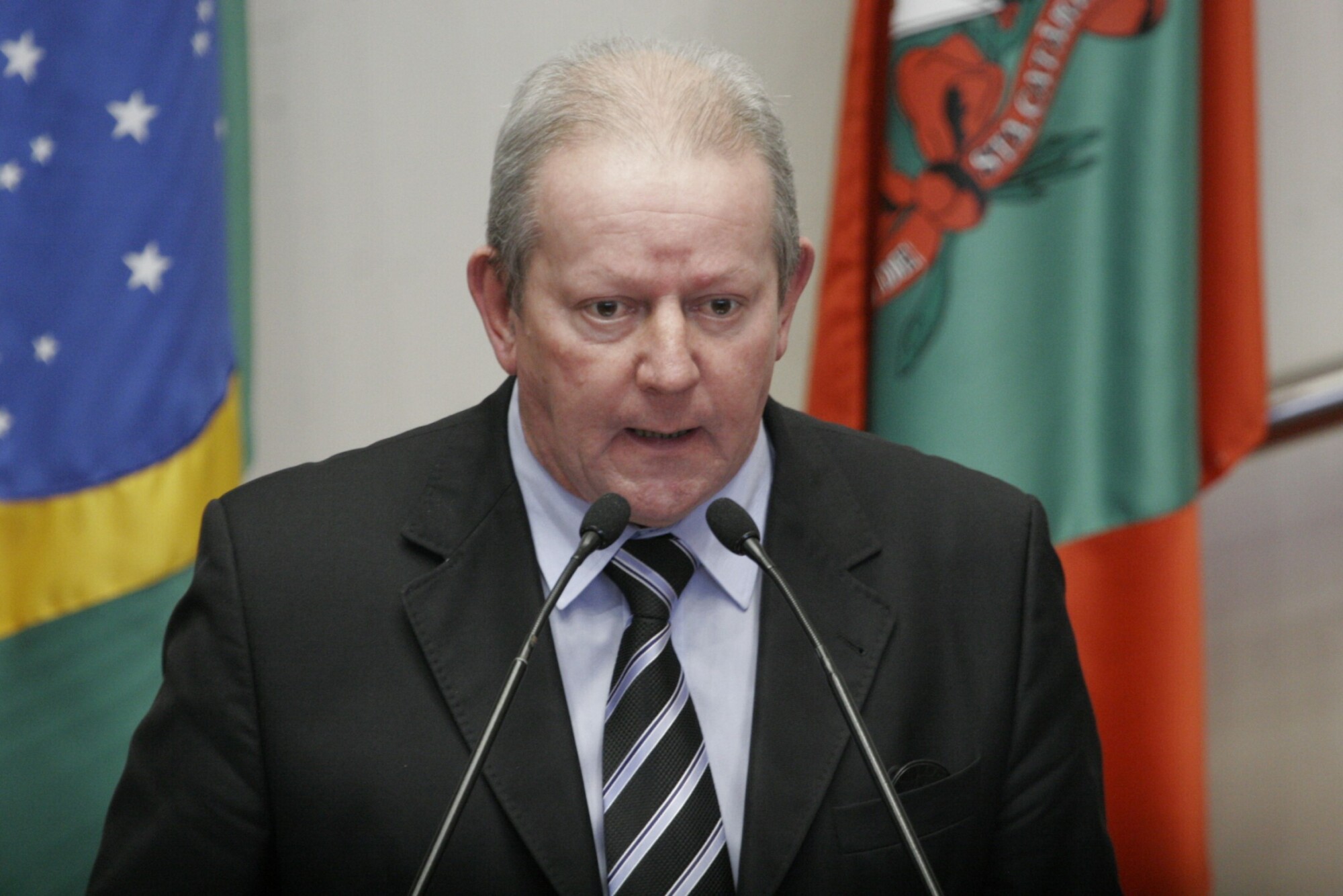 Dos Gabinetes – Matos Costa presta homenagem a Marcos Vieira