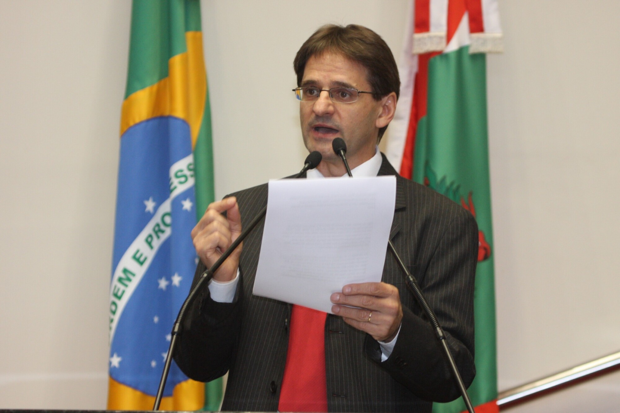 Dos Gabinetes – Saretta solicita câmeras de vigilância para Concórdia