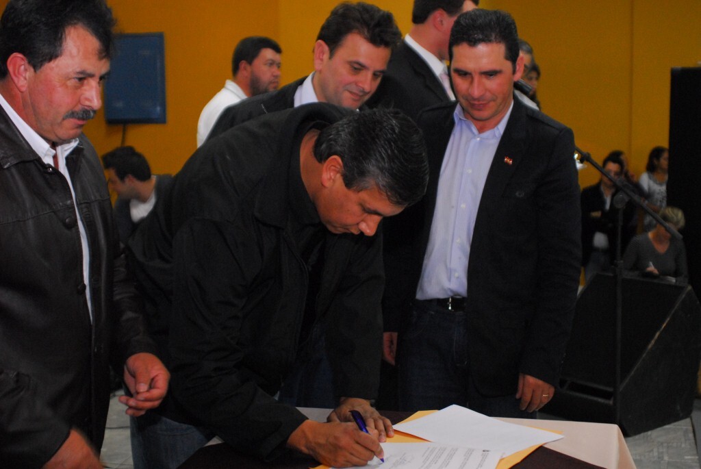 Dos Gabinetes- Otacílio Costa  festeja 29 anos de emancipação política