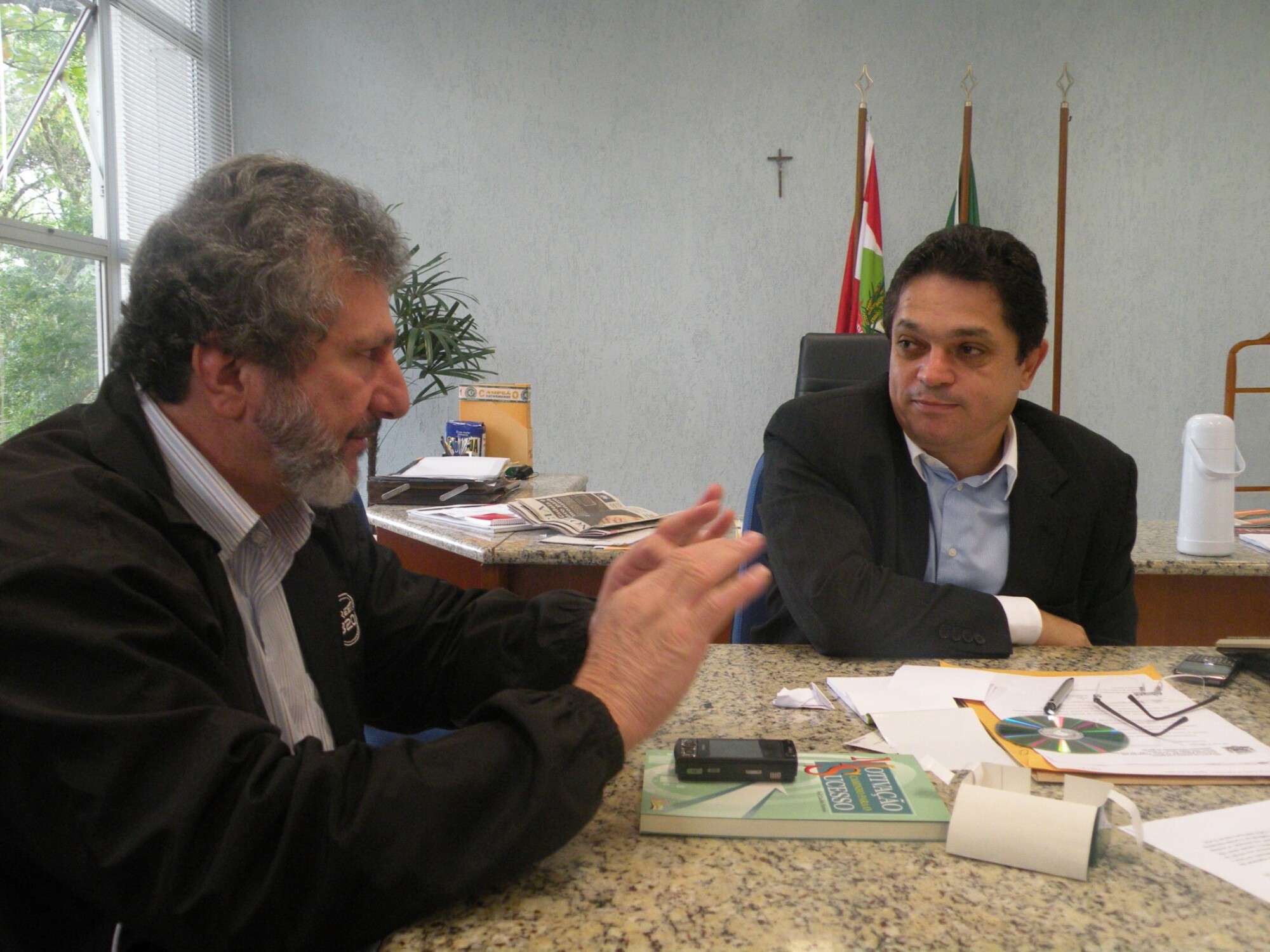 Dos Gabinetes- Projeto garantirá indenização por animais mortos em tornado, afirma Padre Pedro