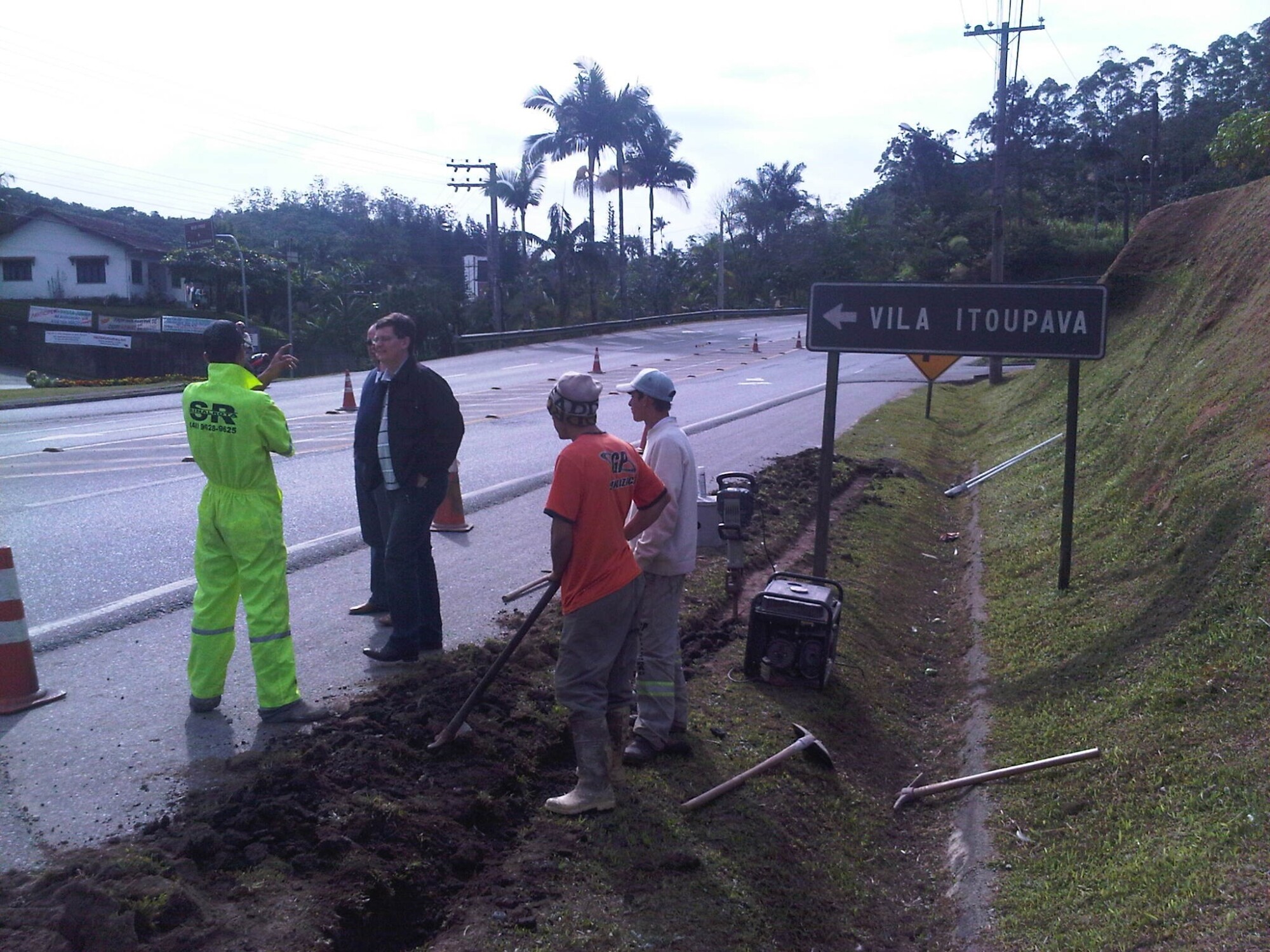 Iniciam as obras da lombada na Vila Itoupava