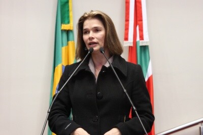 Darci de Matos e Angela Albino propõem CPI da pedofilia