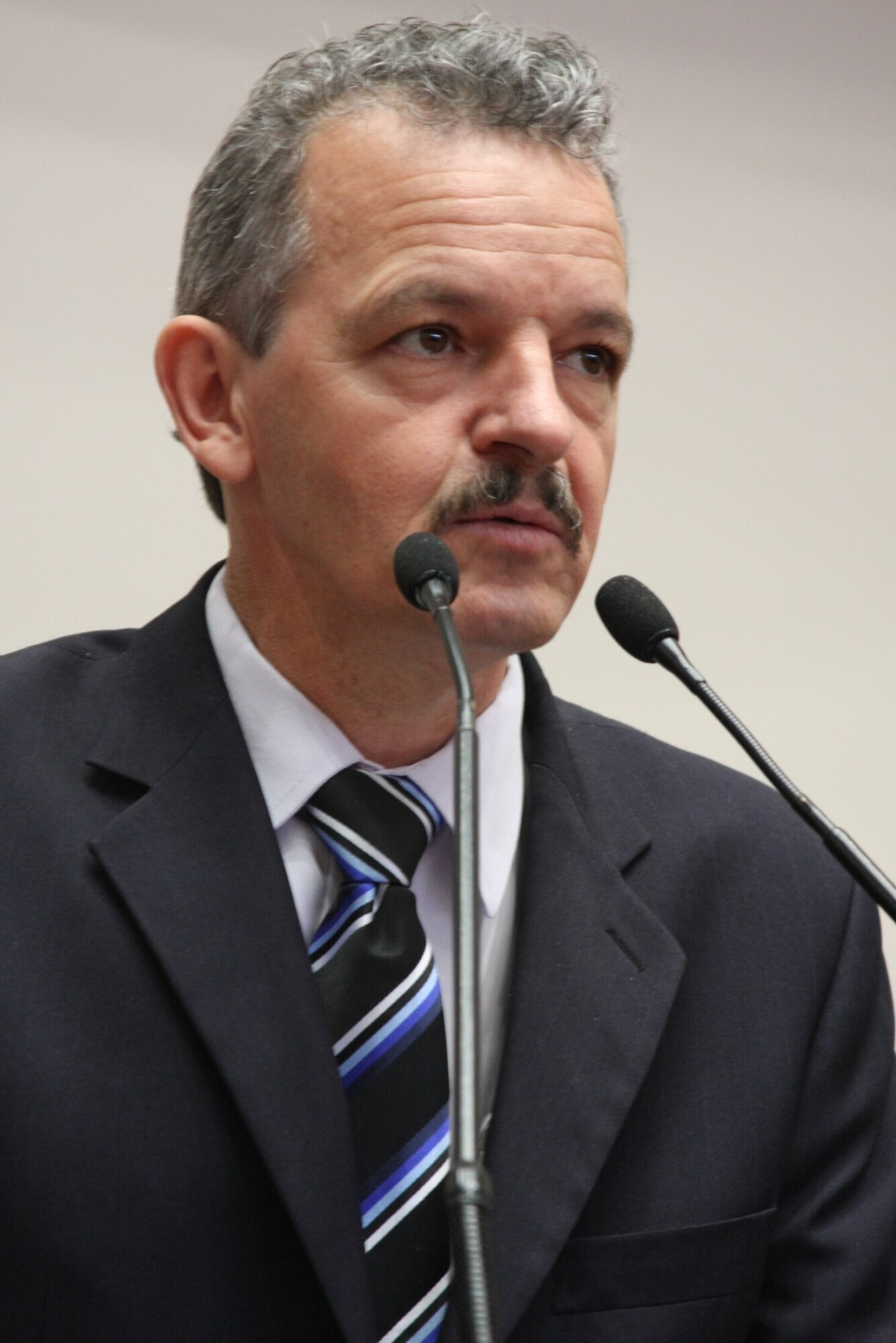Dos Gabinetes – Dresch defende que professores tenham acesso a vacina contra gripe