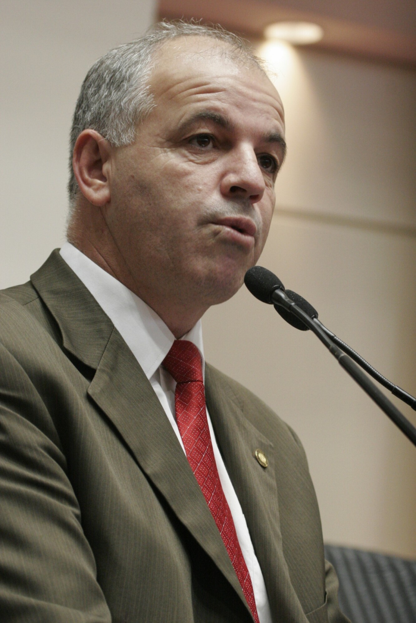 Dos Gabinetes – Sargento Soares comenta situação salarial dos servidores da educação, saúde e segura