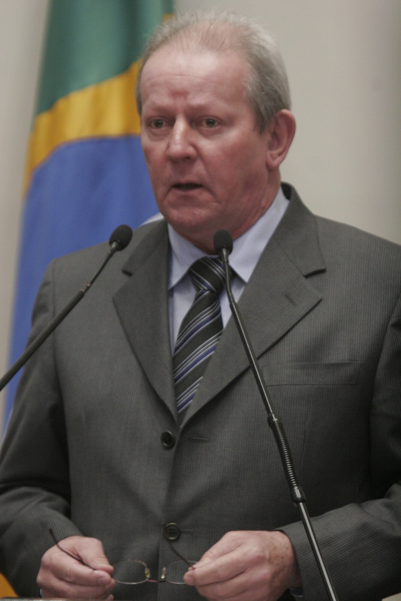 Dos Gabinetes – Marcos Vieira defende investimentos para 12 regiões do Estado na LDO