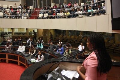 PAB recebe 18 novos jovens no Parlamento catarinense