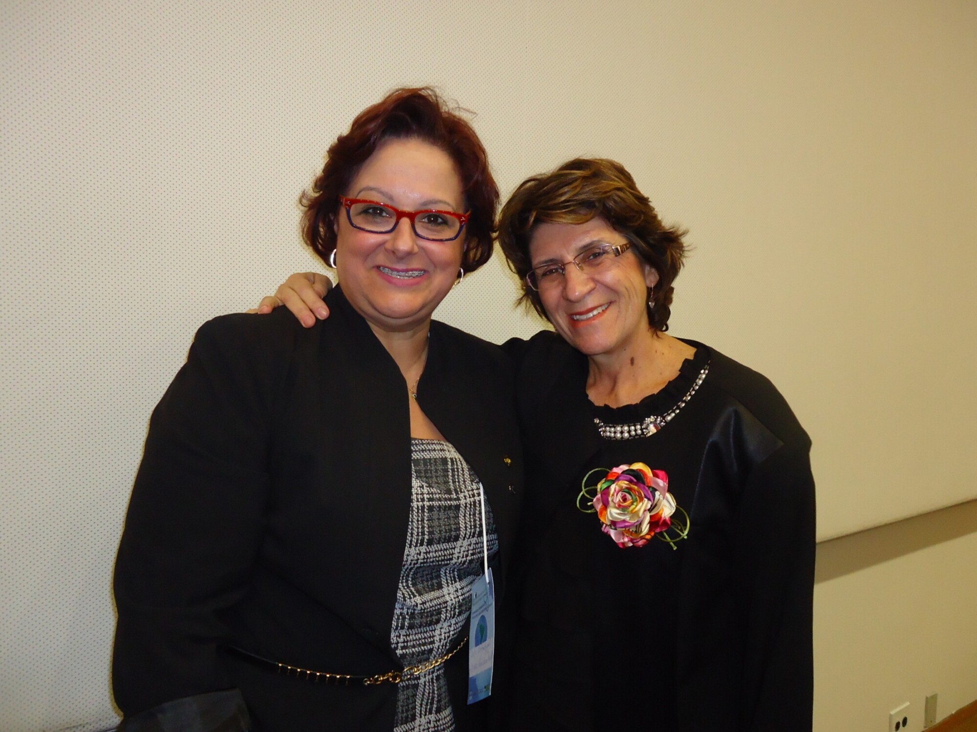 Dos Gabinetes- Deputada Dirce participa de Seminário Internacional da Procuradoria Especial da Mulhe