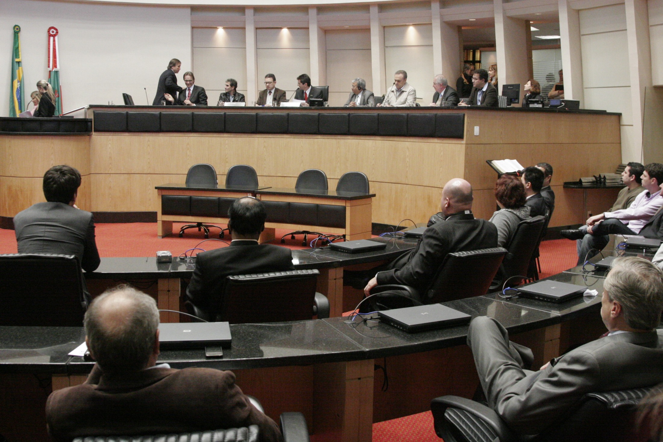 Seminário com Rajiv Mehrotra e Assinatura de protocolo com a UNISUL