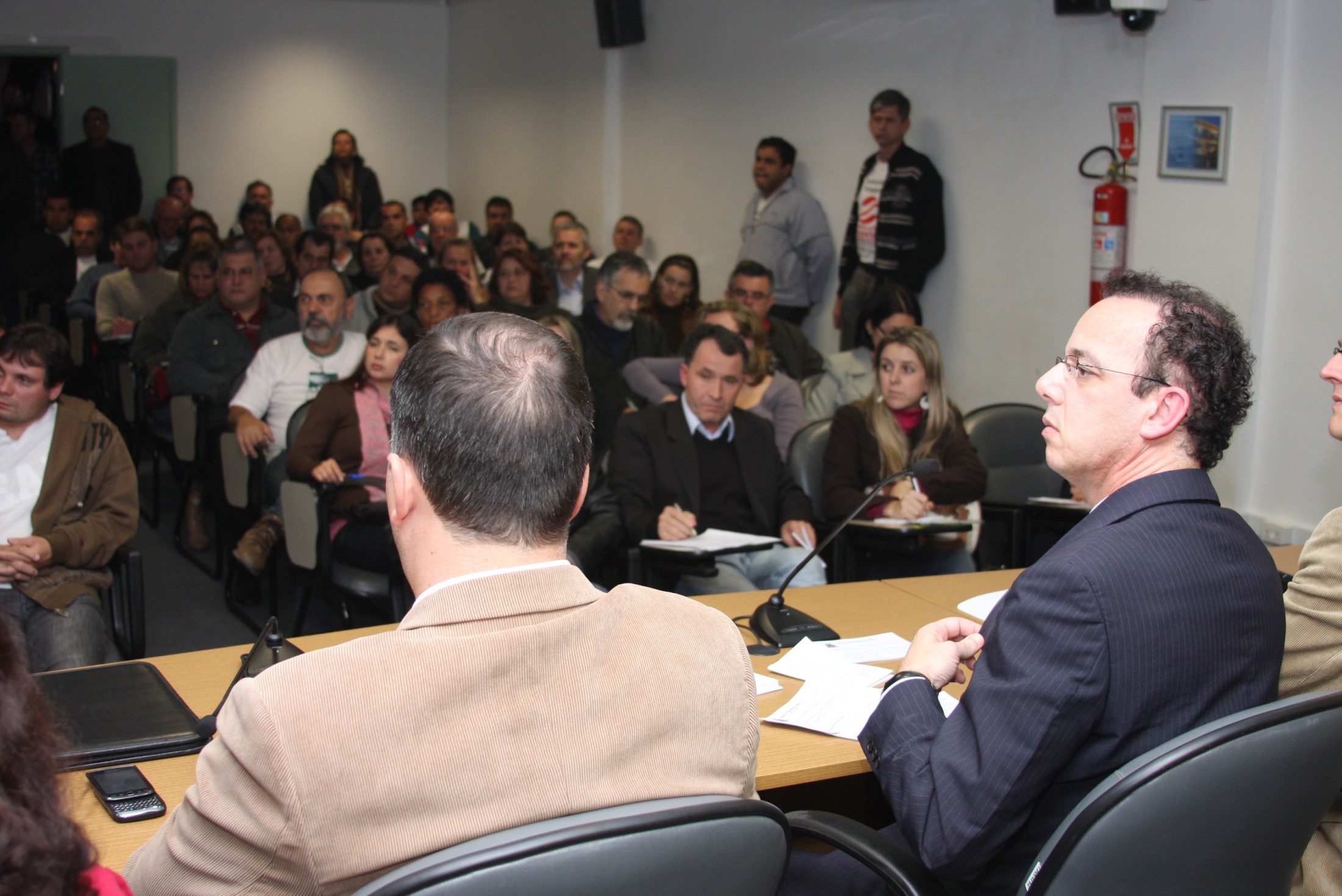 Fórum debate ações de enfrentamento ao consumo de drogas em Joinville