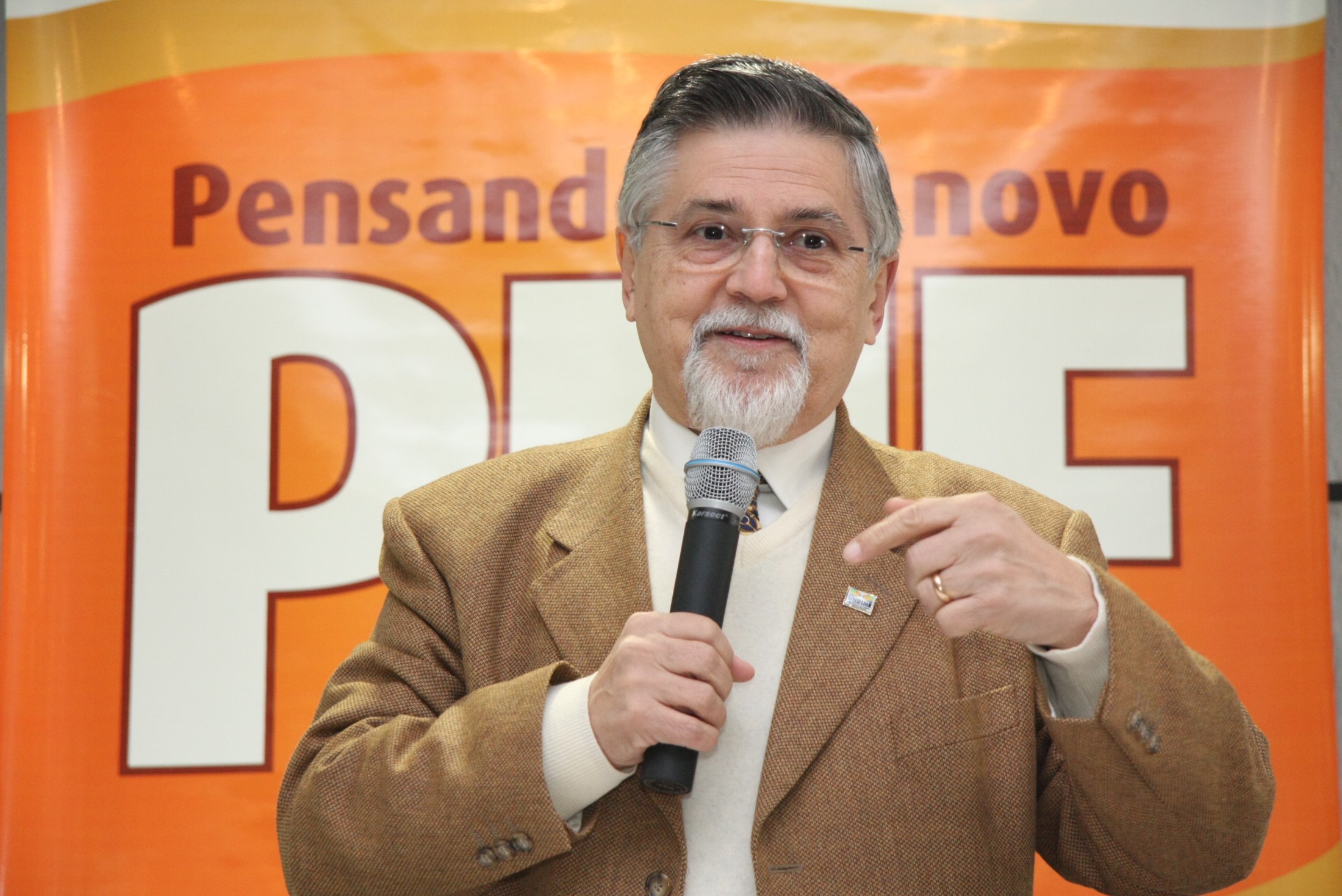 Rodolfo Pinto daLuz