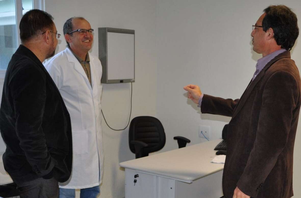 Deputado Volnei Morastoni visita o Hospital Municipal de Itapema