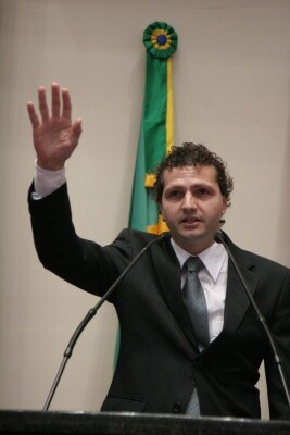 Daniel Tozzo assume cadeira de Marcos Vieira por 60 dias na Assembleia