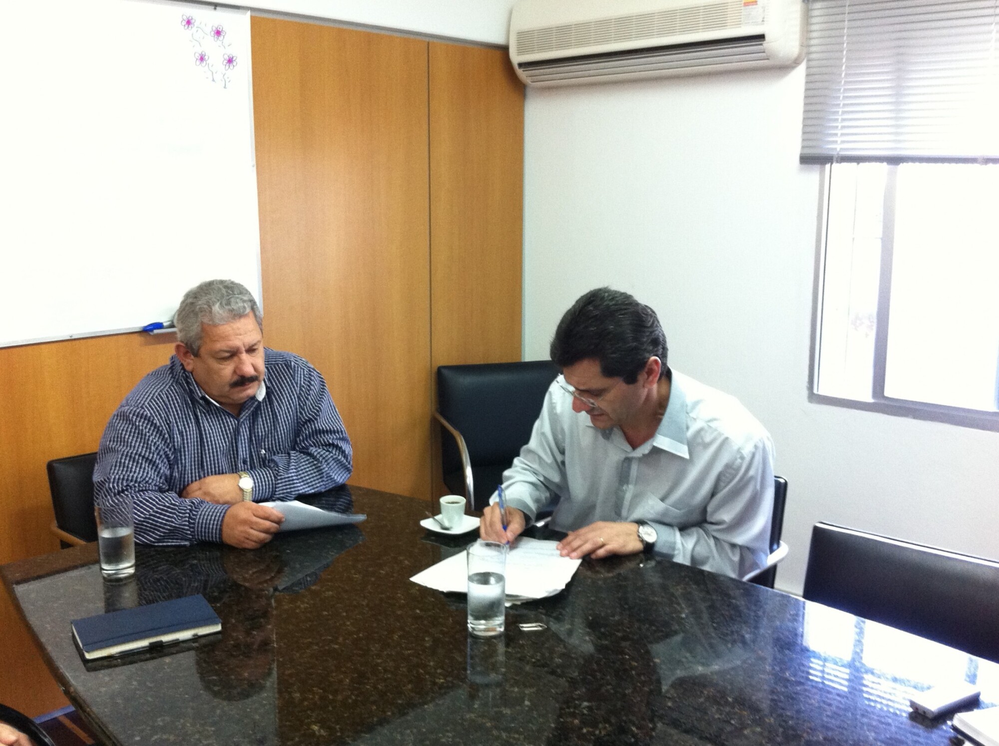 Dos Gabinetes – TJSC apoia deputado Jailson e nega benefícios a mais dois servidores da Alesc