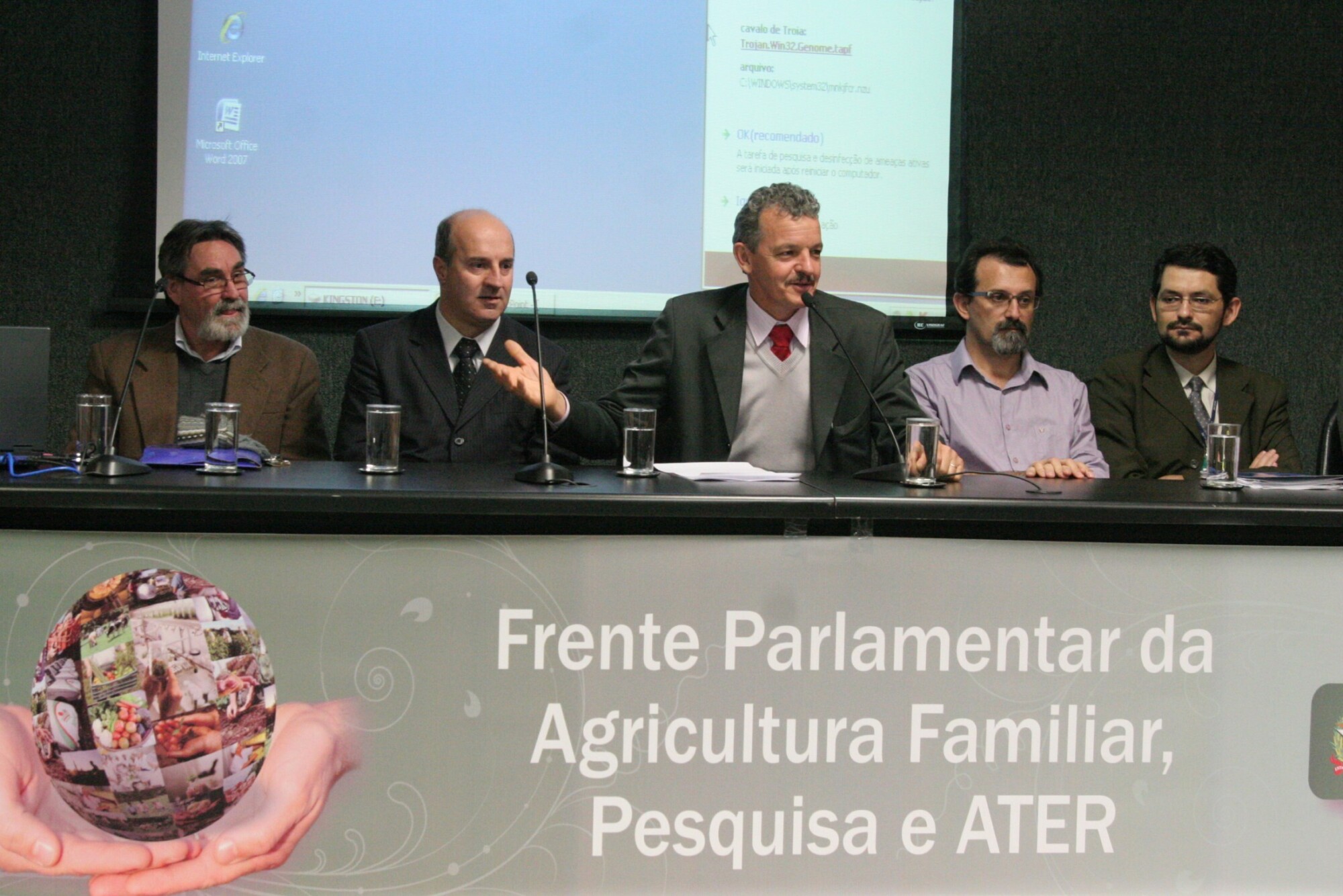 Dos Gabinetes – Frente Parlamentar da Agricultura Familiar e Extensão Rural  recebe apoio governamen