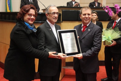 Sessão Especial em homenagem ao Padre Hélio da Cunha da Paróquia Santo Antônio de São José/SC pela passagem dos seus 30 anos de sacerdócio