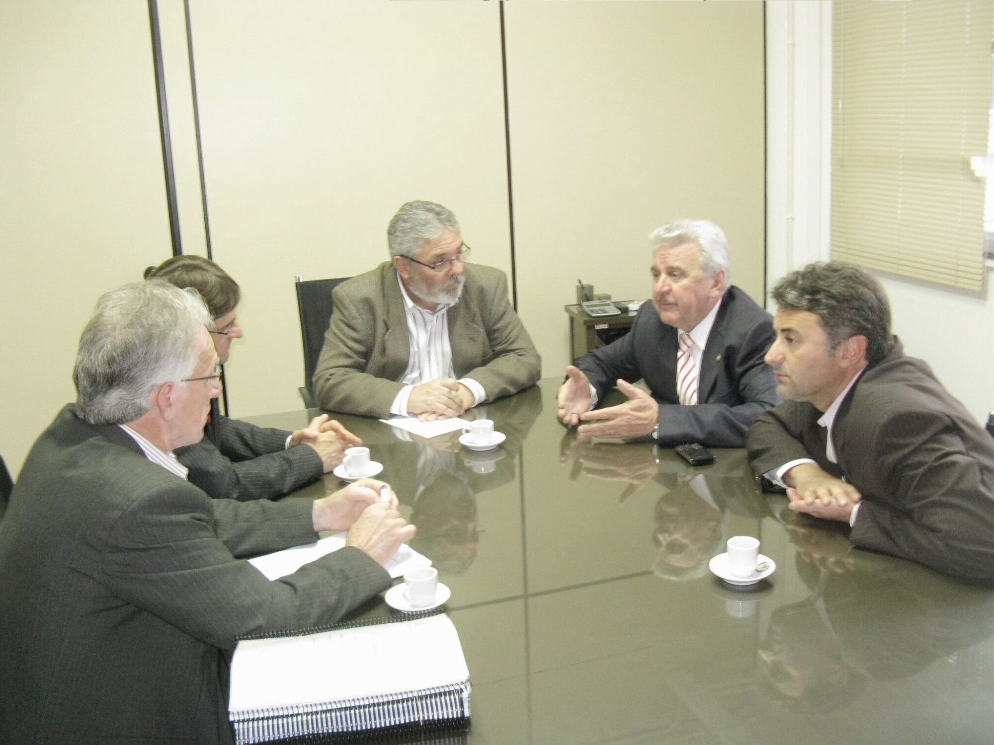 Dos Gabinetes – Sopelsa apóia pleitos para pavimentação de acessos em Concórdia