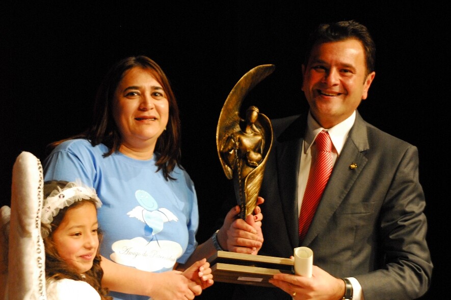 Dos Gabinetes – Elizeu Mattos recebe homenagem do Instituto Paternidade Responsável