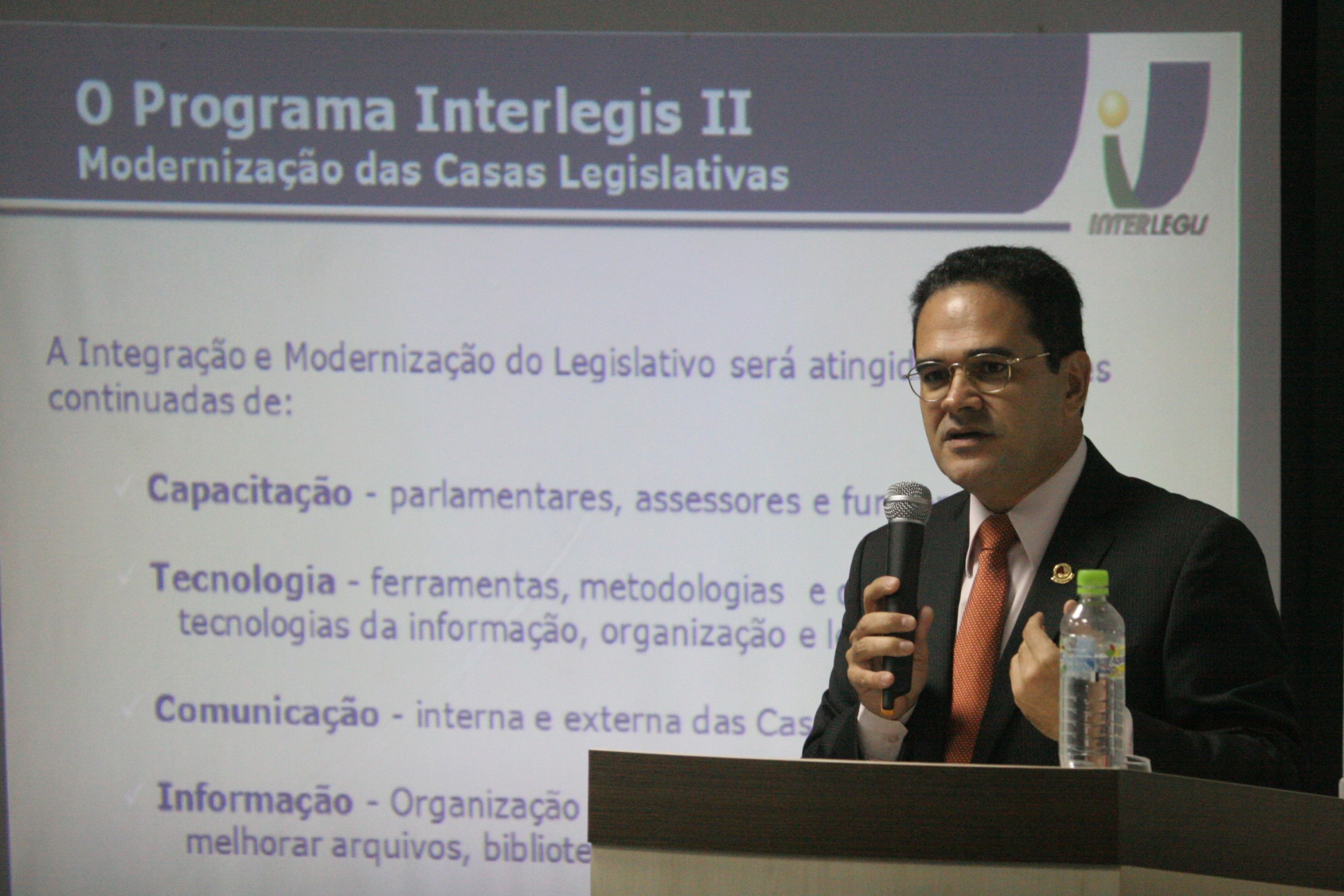 Implantação da Escola do Legislativo em Schoroeder - Haroldo Feitosa Tajra