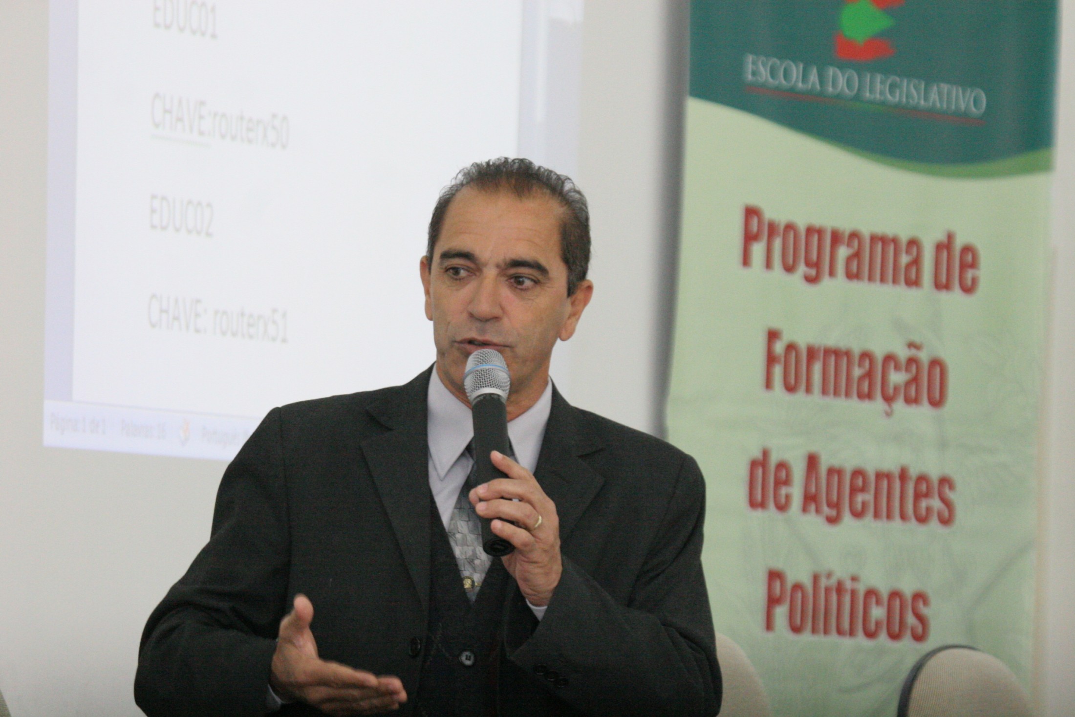 Escola do Legislativo – Programa de Capacitação