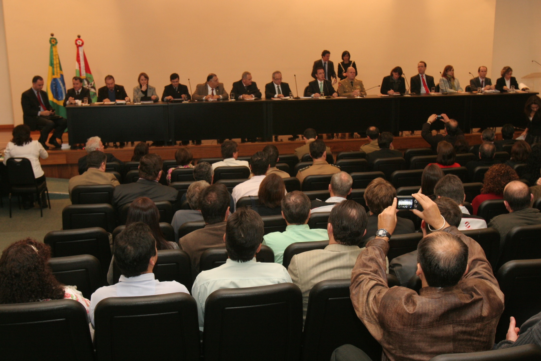 Audiência Pública a fim de discutir sobre o tema: 