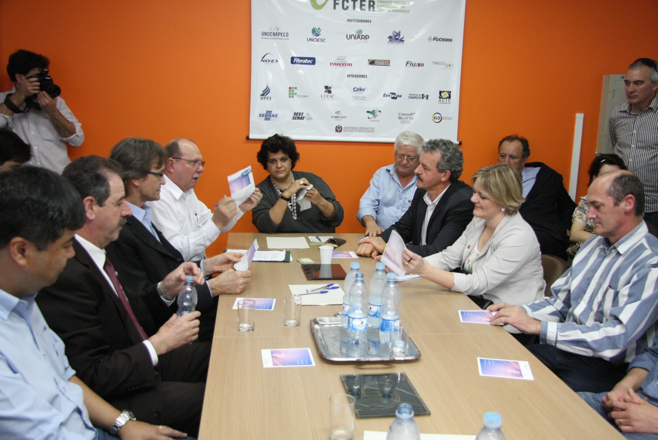 Ministra do Meio Ambiente prestigia eventos paralelos do Sustentar 2011