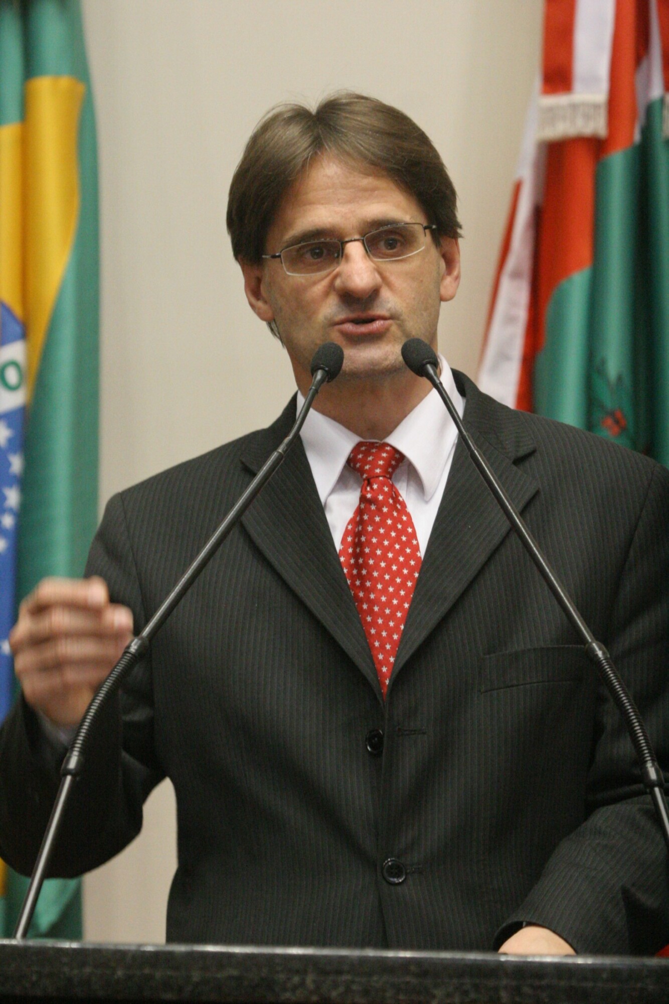 Dos Gabinetes – Plantio de árvores compensará poluição da Expo da Concórdia