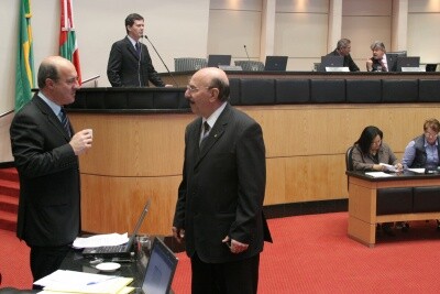 Deputados cobram atrasos no cronograma das obras da BR-101
