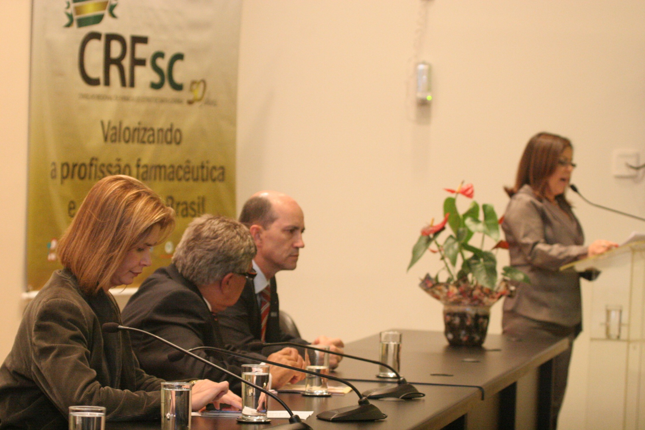 Ato Parlamentar Solene em homenagem aos 50 anos do Conselho Regional de Farmácia de Santa Catarina