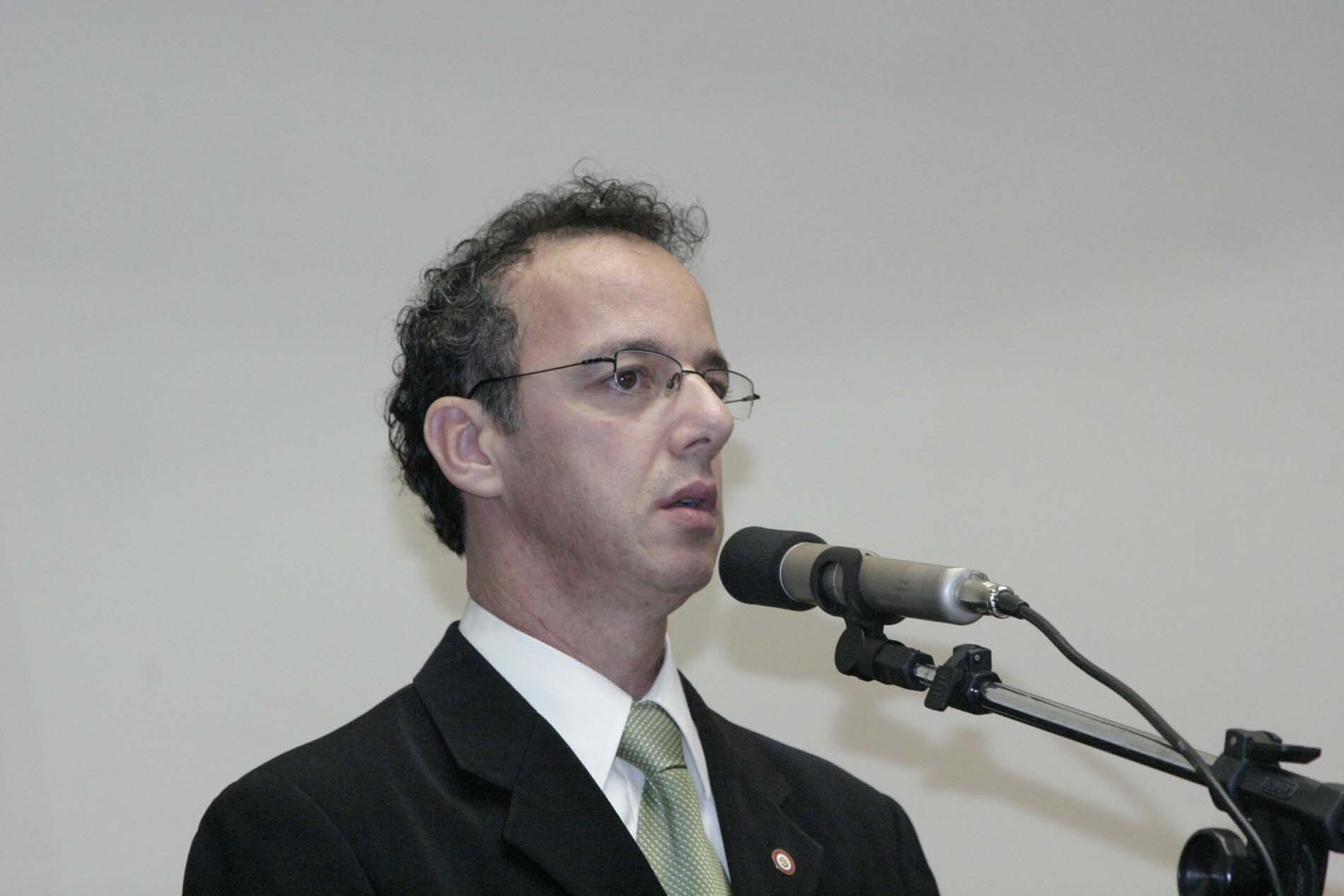 Dos Gabinetes – PLC que diminui a burocracia e pode reduzir loteamentos clandestinos é aprovado