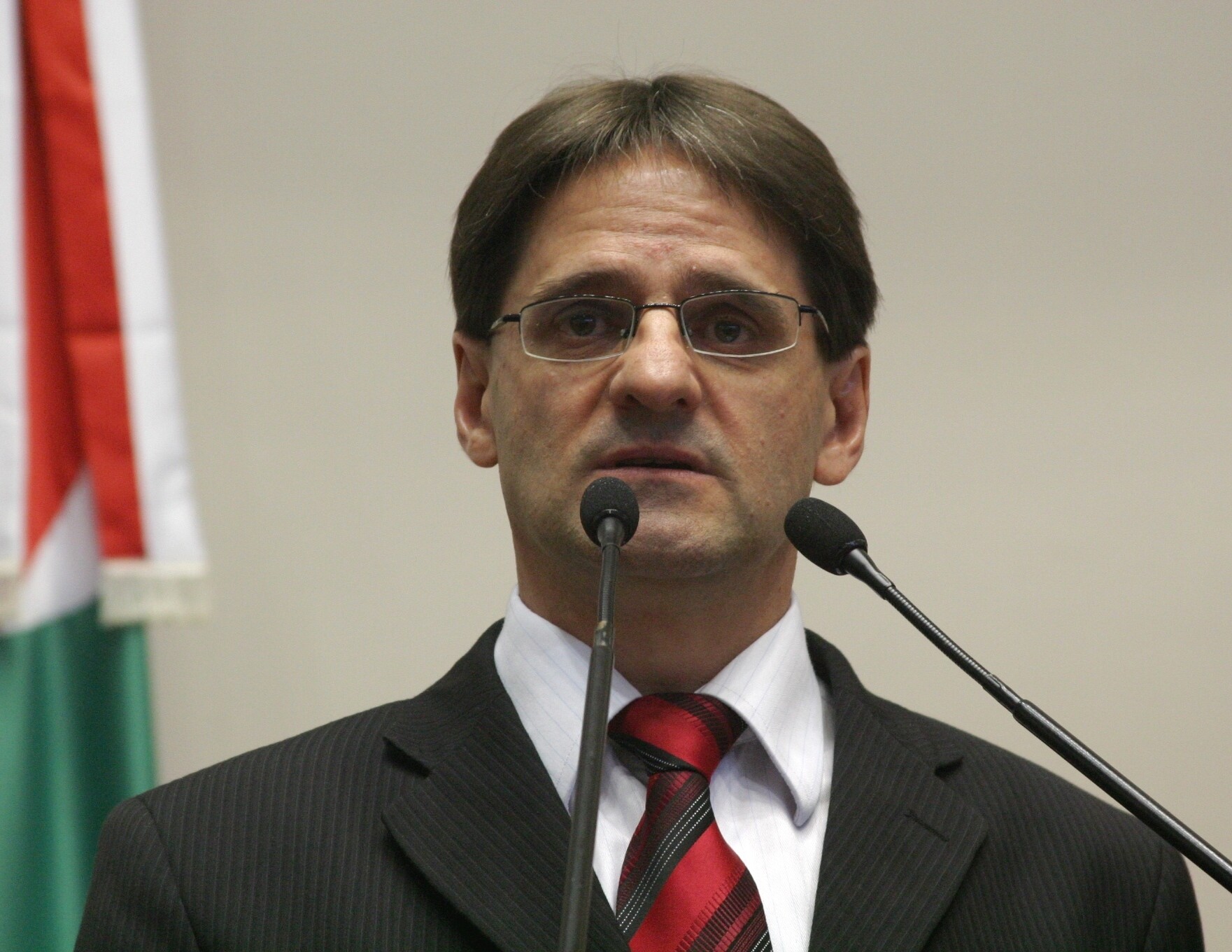 Dos Gabinetes – Saretta defende manutenção da lei que autoriza atuação dos bombeiros voluntários de