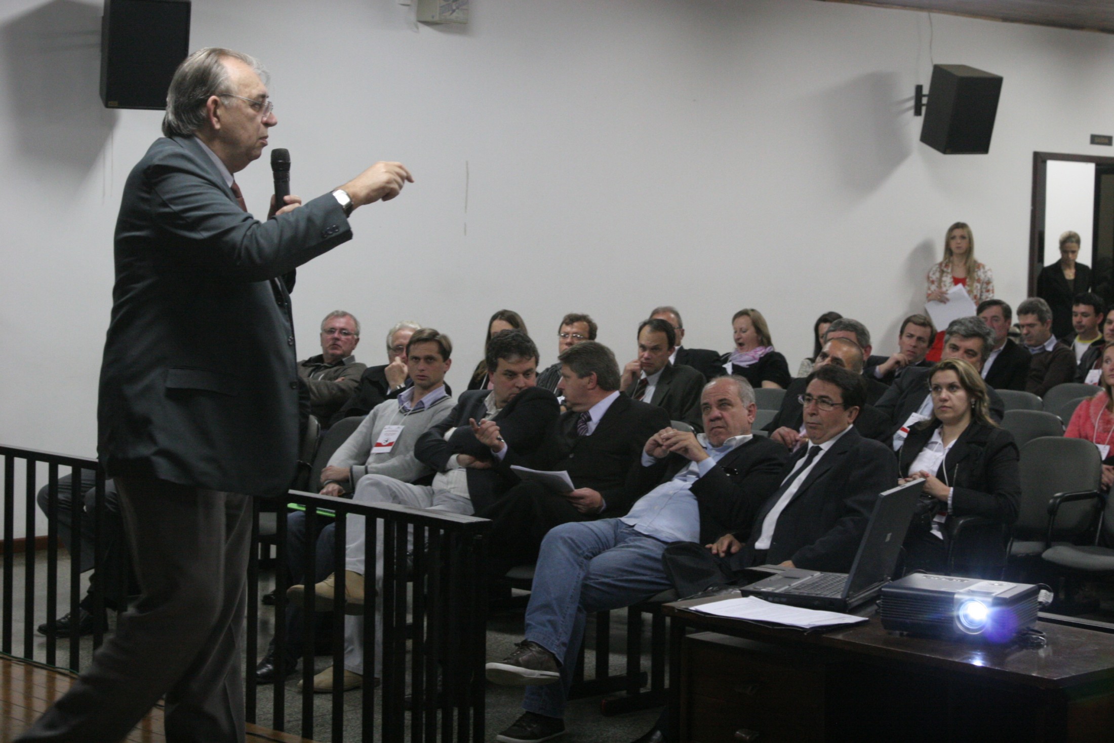 Audiência Pública Regional sobre o Plano Plurianual 2012-2015 e a Lei Orçamentária Anual (LOA) 2012 -  Canoinhas/SC