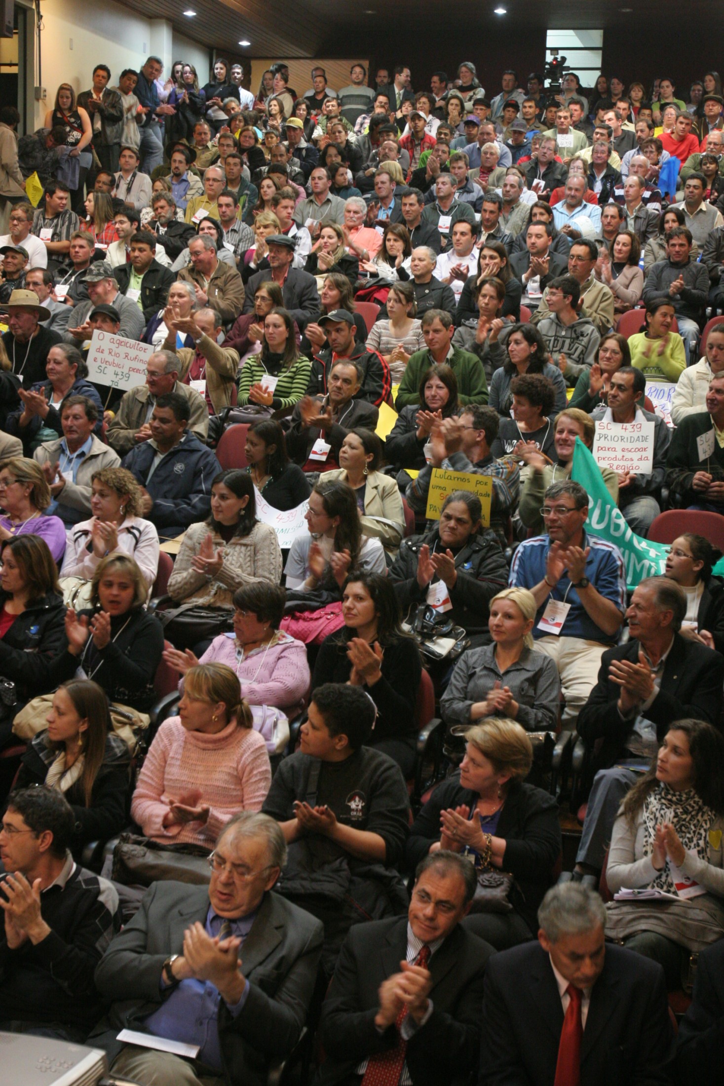 Audiência Pública Regional sobre o Plano Plurianual 2012-2015 e a Lei Orçamentária Anual (LOA) 2012 - Lages / SC