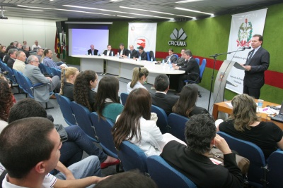Audiência Pública Regional - Plano Plurianual 2012-2015 e a Lei Orçamentária Anual (LOA) 2012 - Criciúma / SC