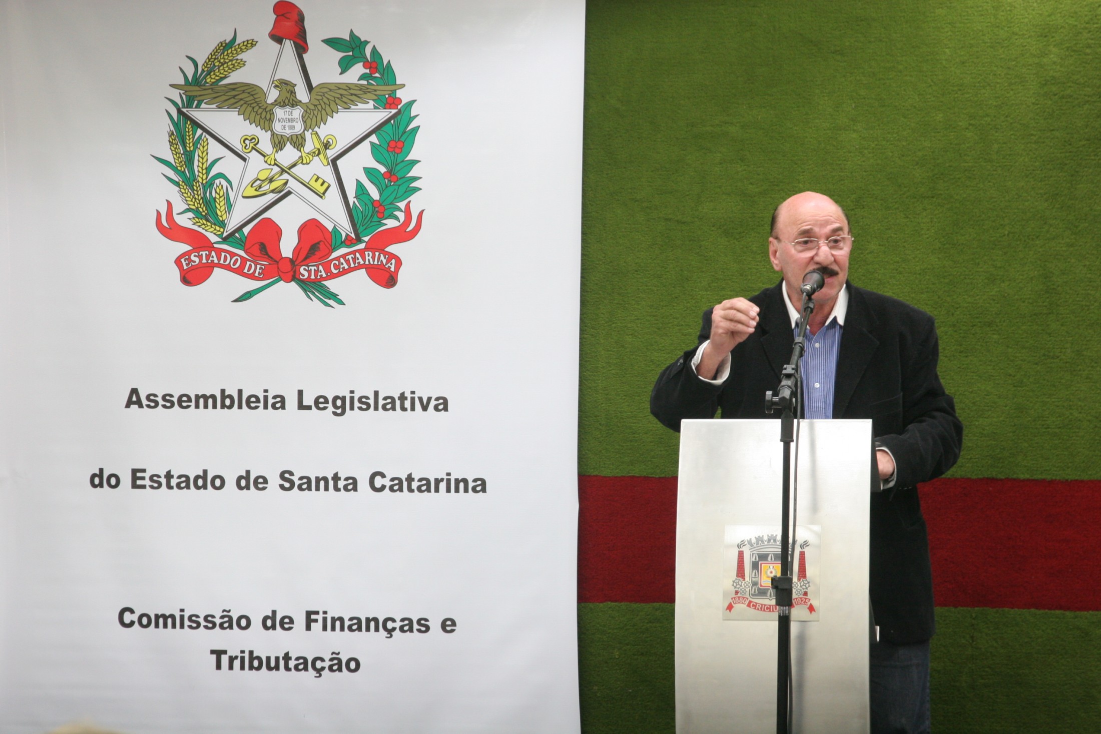 Audiência Pública Regional - Plano Plurianual 2012-2015 e a Lei Orçamentária Anual (LOA) 2012 - Criciúma / SC