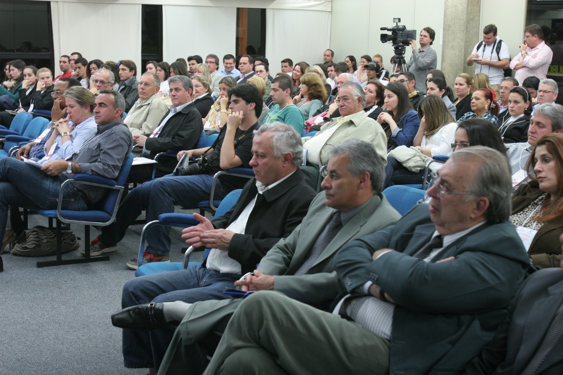 Audiência Pública Regional - Plano Plurianual 2012-2015 e a Lei Orçamentária Anual (LOA) 2012 - Criciúma / SC