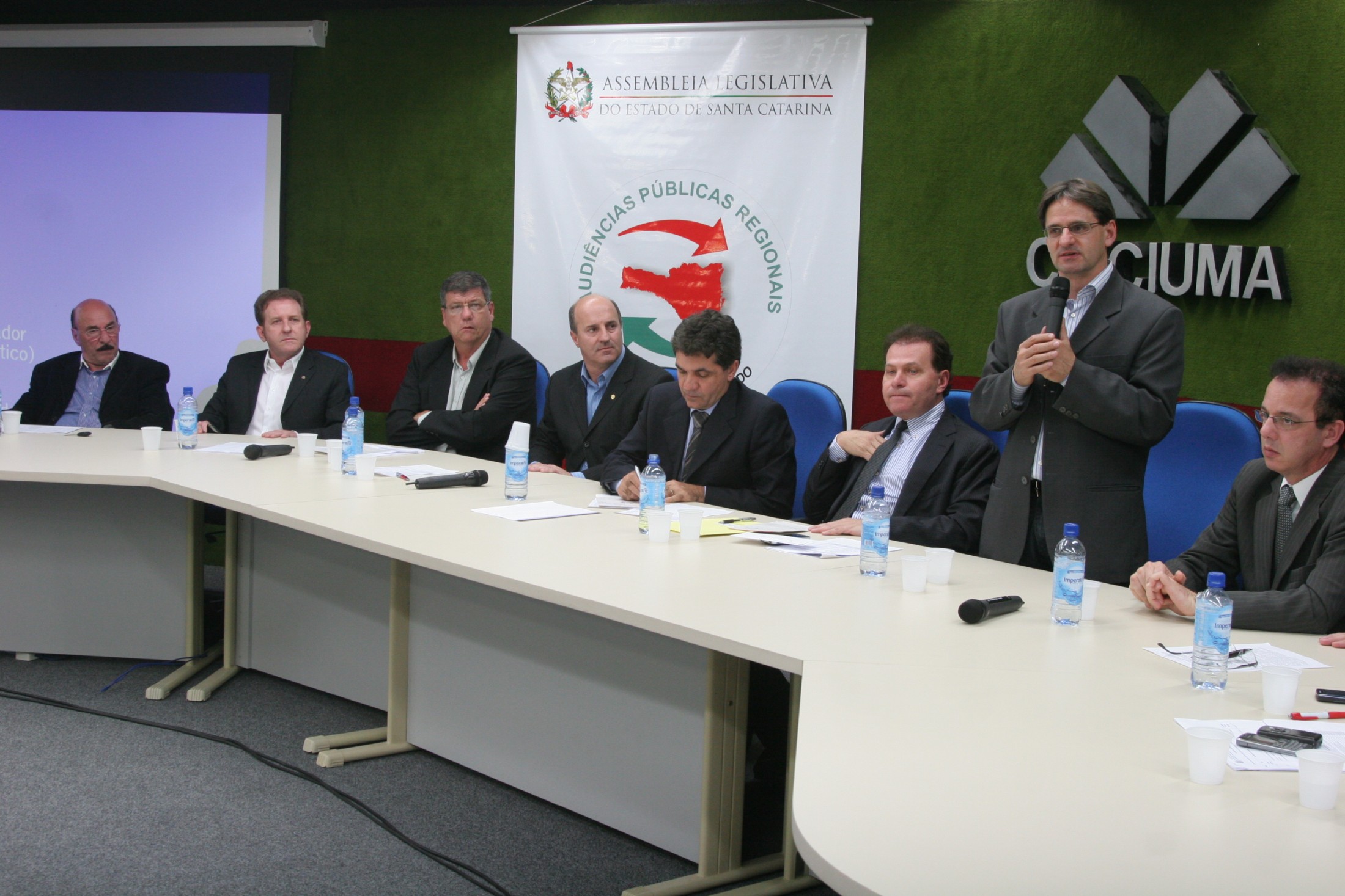 Audiência Pública Regional - Plano Plurianual 2012-2015 e a Lei Orçamentária Anual (LOA) 2012 - Criciúma / SC