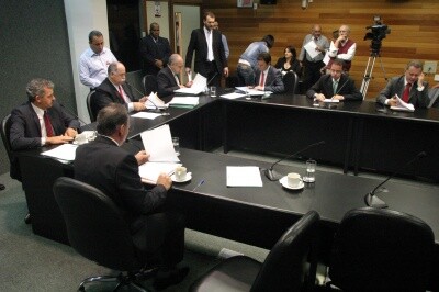 CCJ aprova PL que estipula planta medicinal como símbolo de Santa Catarina