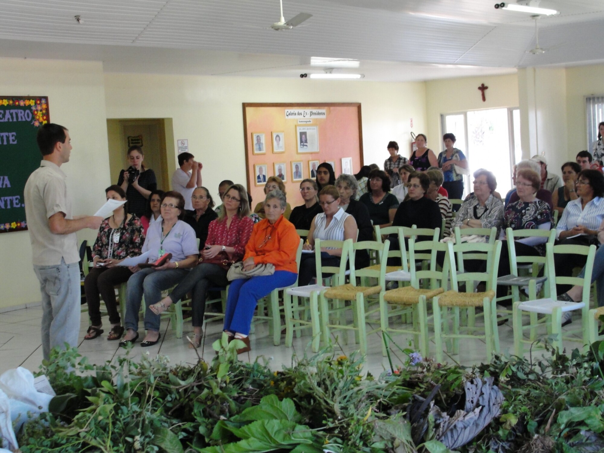 Dos Gabinetes- São Domingos realiza atividade do projeto Farmácia da Natureza