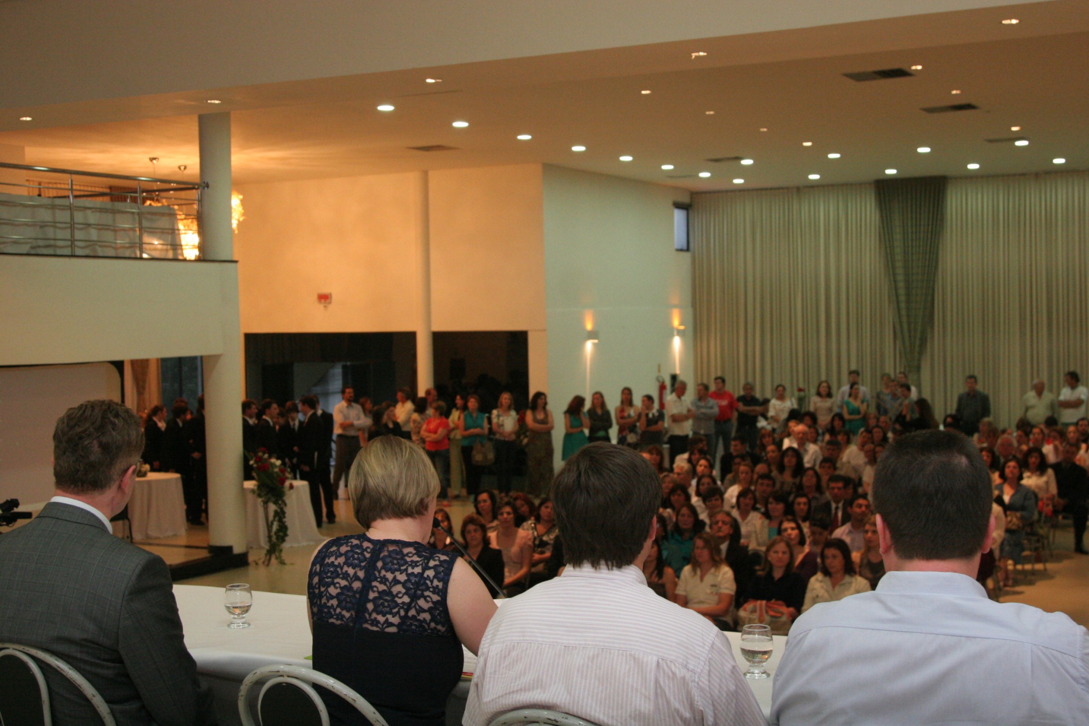 Assembleia Legislativa presta homenagem aos professores em Chapecó