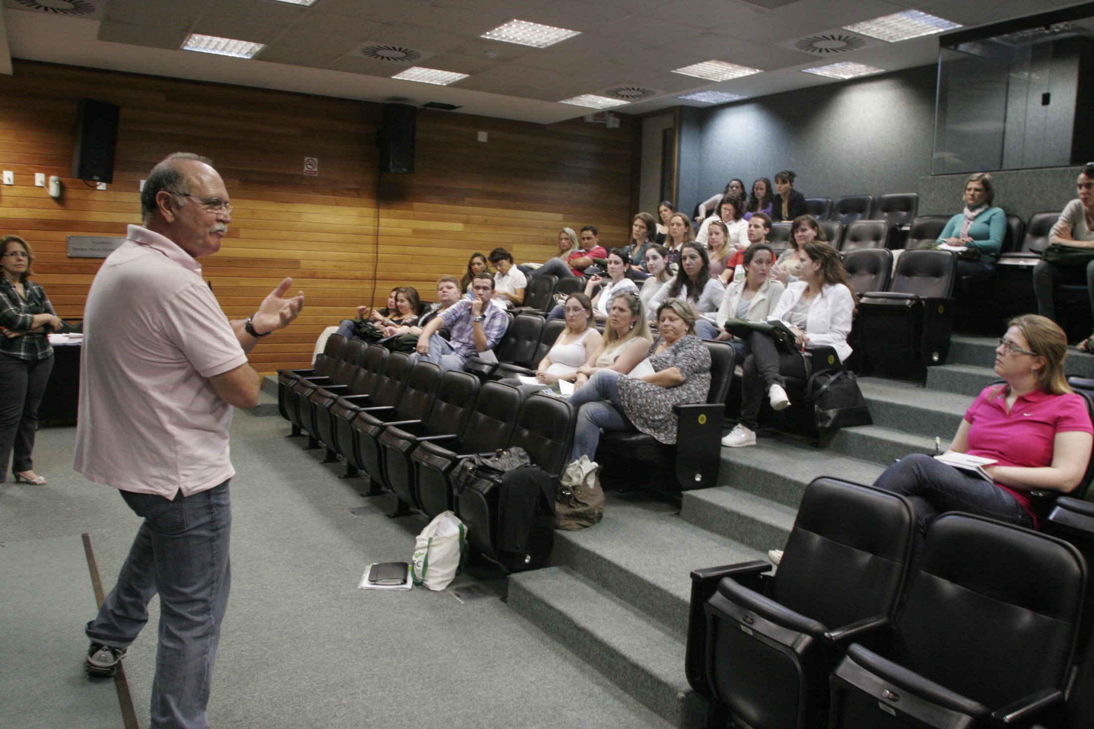 Curso da Escola do Legislativo - Enfermagem